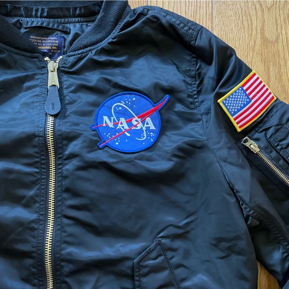 RARE + LMTD EDITION Alpha Industries Hulu x NASA Collaboration Jacket Size Large - Picture 6 of 11